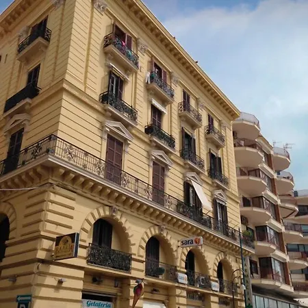 Domus Cicerone 3*