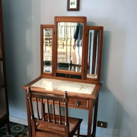 Bed & Breakfast Domus Cicerone 3*