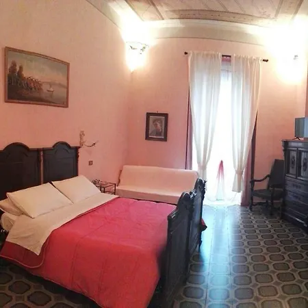 Domus Cicerone Bed & Breakfast