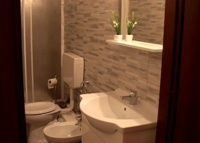 Domus Cicerone Bed and Breakfast 3*