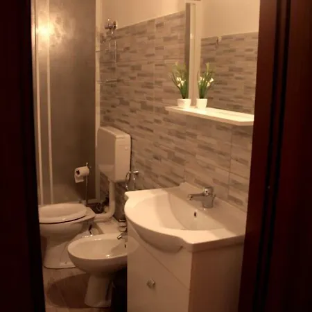 Domus Cicerone B&B 3*