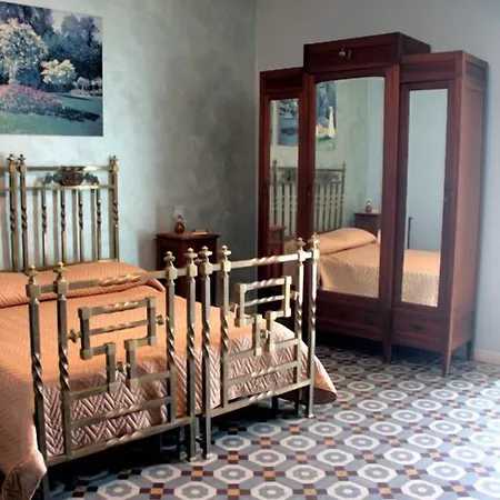 Domus Cicerone 3* Formia