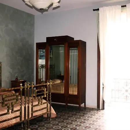 Domus Cicerone 3* Formia