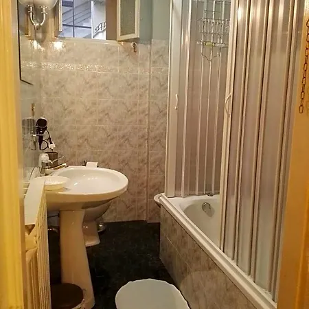 Domus Cicerone B&B