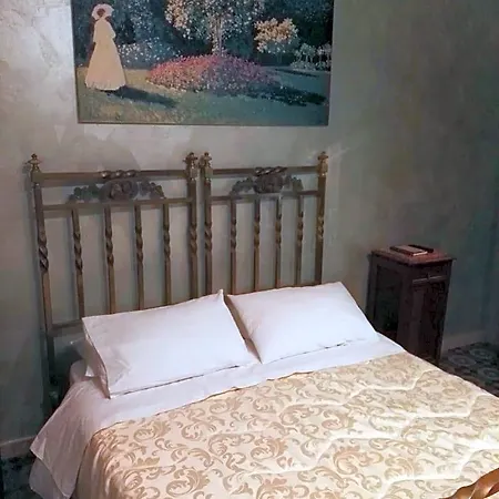 Domus Cicerone B&B