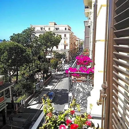 Domus Cicerone B&B