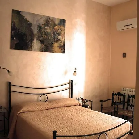Bed & Breakfast Domus Cicerone