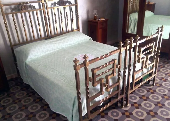 Bed and Breakfast Domus Cicerone Φόρμια