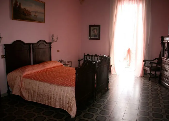 Domus Cicerone Bed and Breakfast Φόρμια