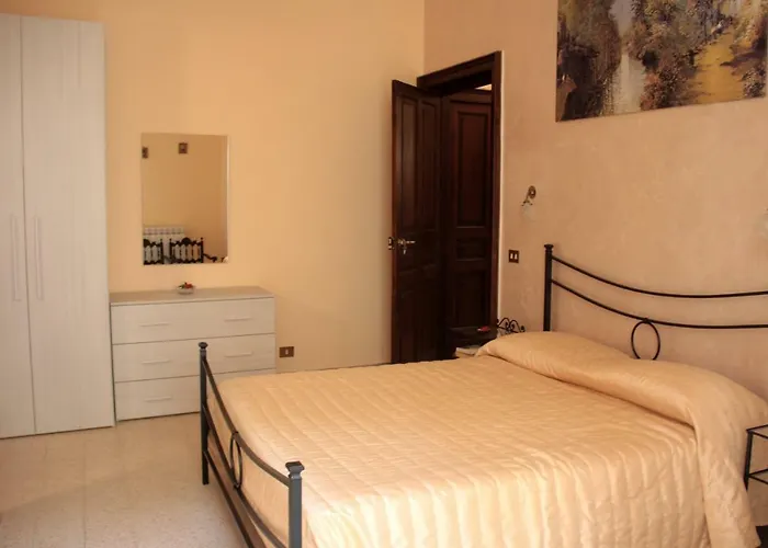 Domus Cicerone 3* Φόρμια